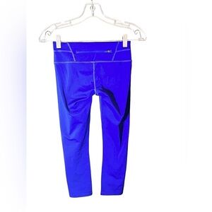 Athleta S Sonar Tights In Sapphire Blue Zip Pocket On Back Of Waistband